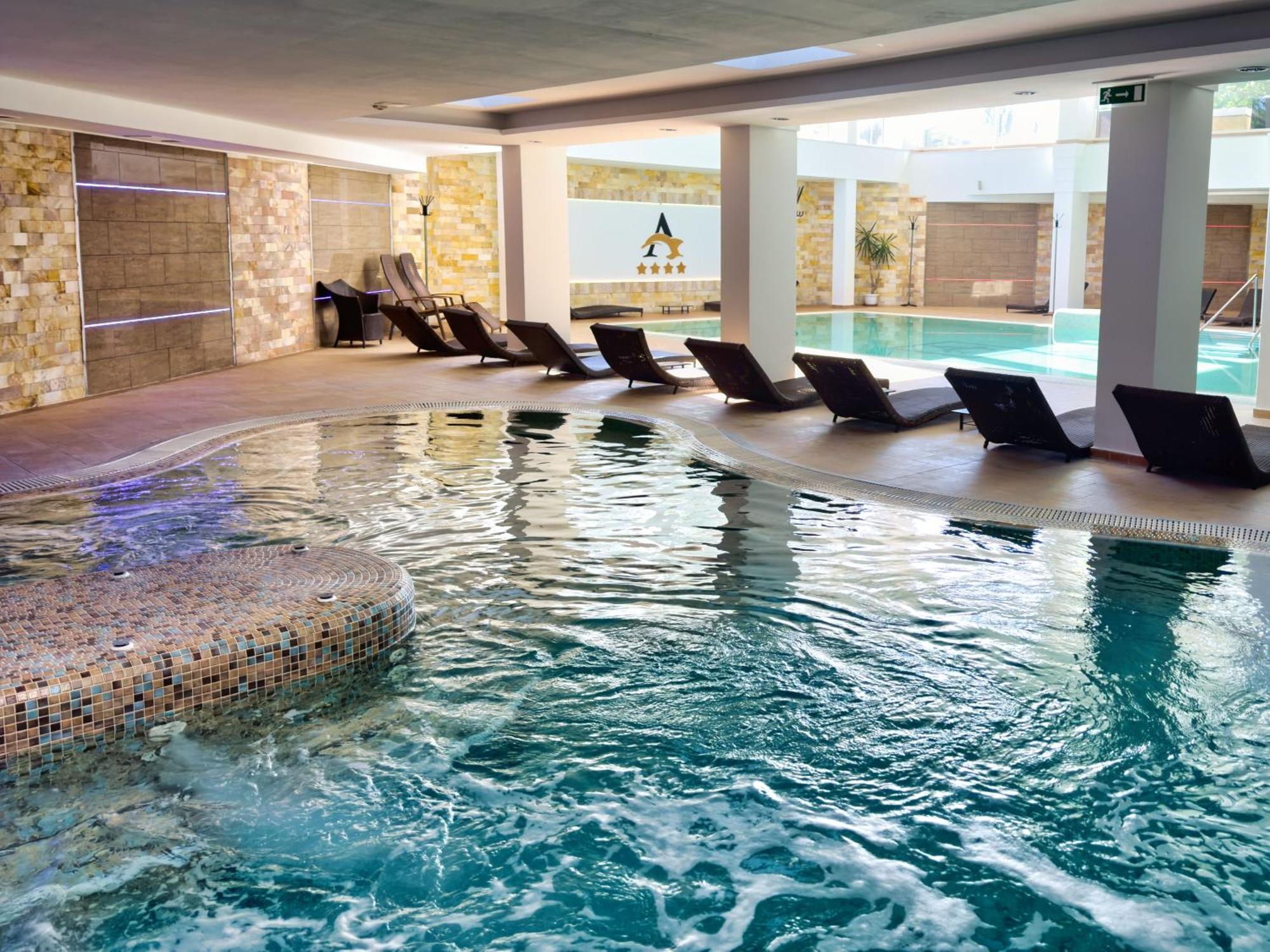 Hotel Atlantis Wellness & Conference Hajdúszoboszló Dış mekan fotoğraf