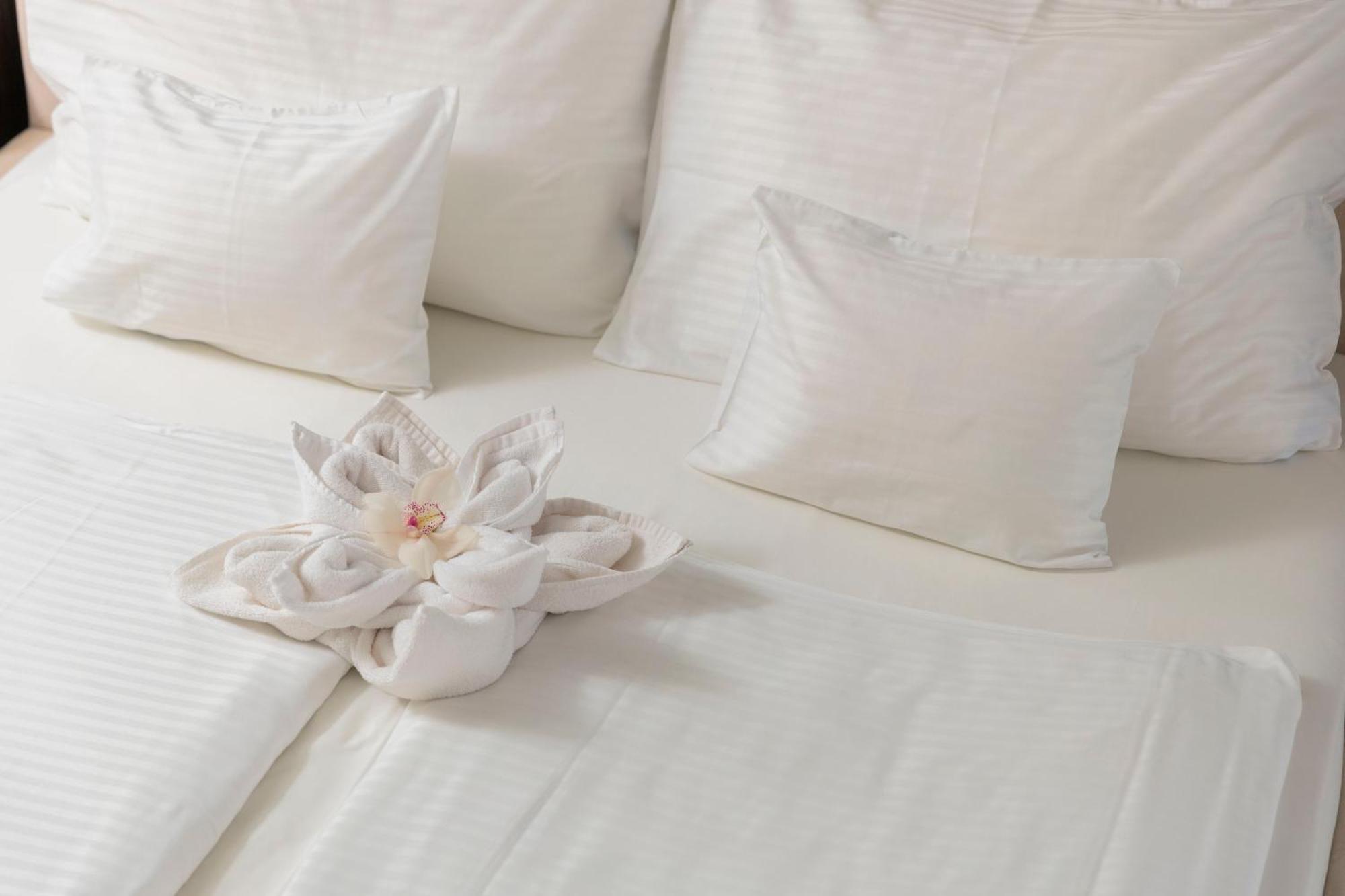 Hotel Atlantis Wellness & Conference Hajdúszoboszló Dış mekan fotoğraf